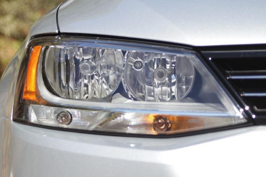  Volkswagen Jetta SE 2014 года  (фото 31 из 32)